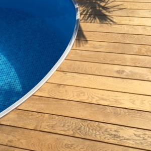 Eiche Terrassendielen, 23×140 mm KD, glatt/egalisiert, rustikale Sortierung