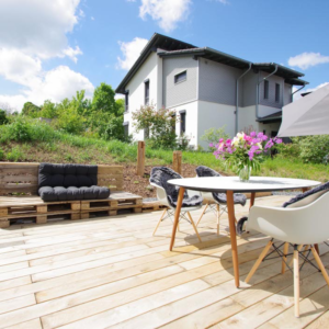 Eiche Terrassendielen, 23×140 mm KD, glatt/egalisiert, rustikale Sortierung