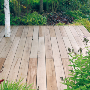 Eiche Terrassendielen, 23×140 mm KD, glatt/egalisiert, rustikale Sortierung