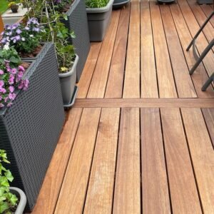 Guyana Teak (Basralocus) Terrassendielen, 25×140 mm, KD, glatt/glatt