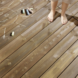 Kebony Character Terrassendielen, 28×120 mm, glatt, Kanten gerundet, Rückseite: Kanten scharfkantig